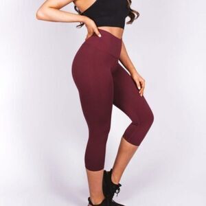 Phat Buddha Cropped Leggings O/S